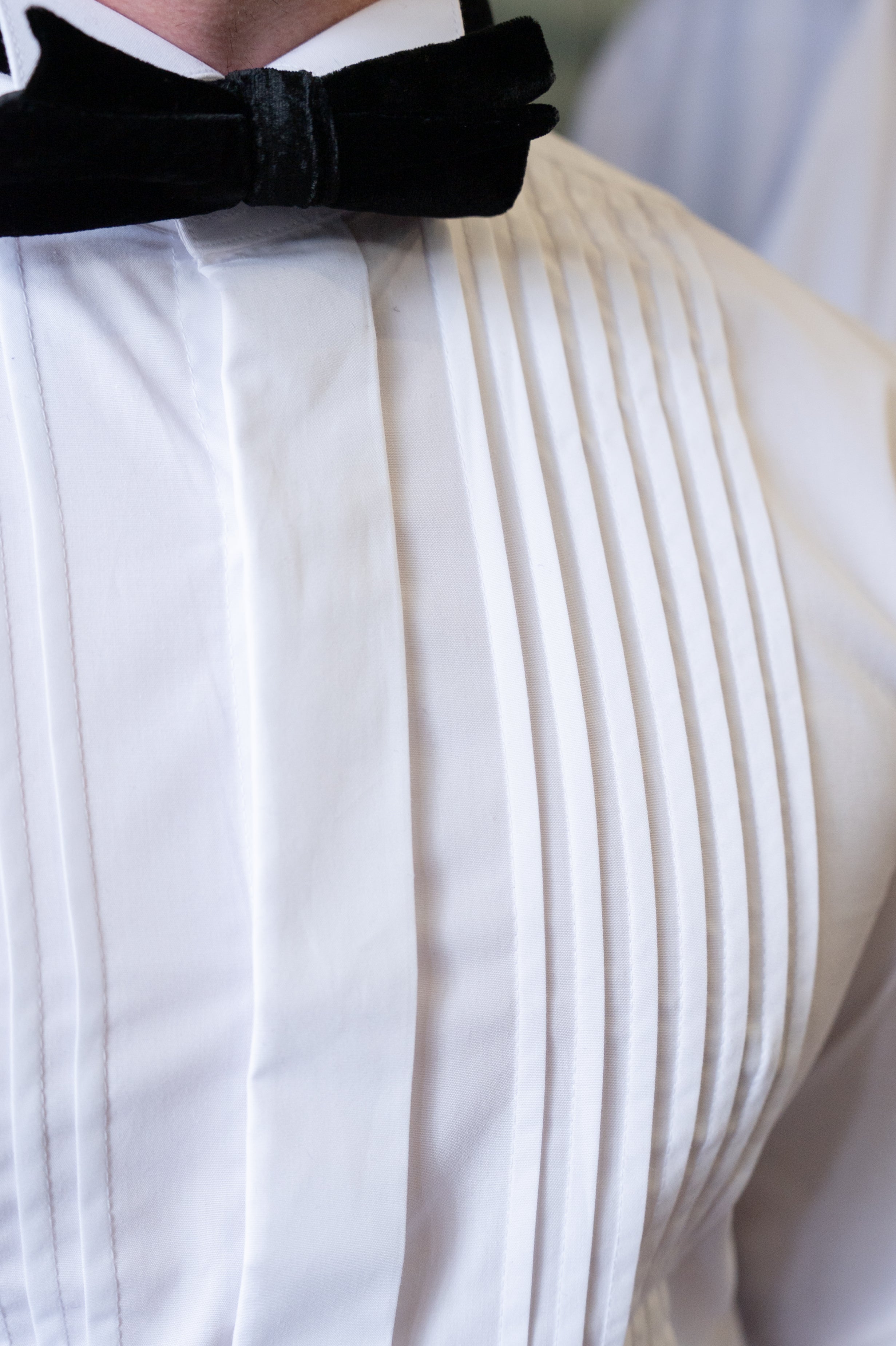 Colin Ross White Pleated Wing Tip Collar Cotton Shirt