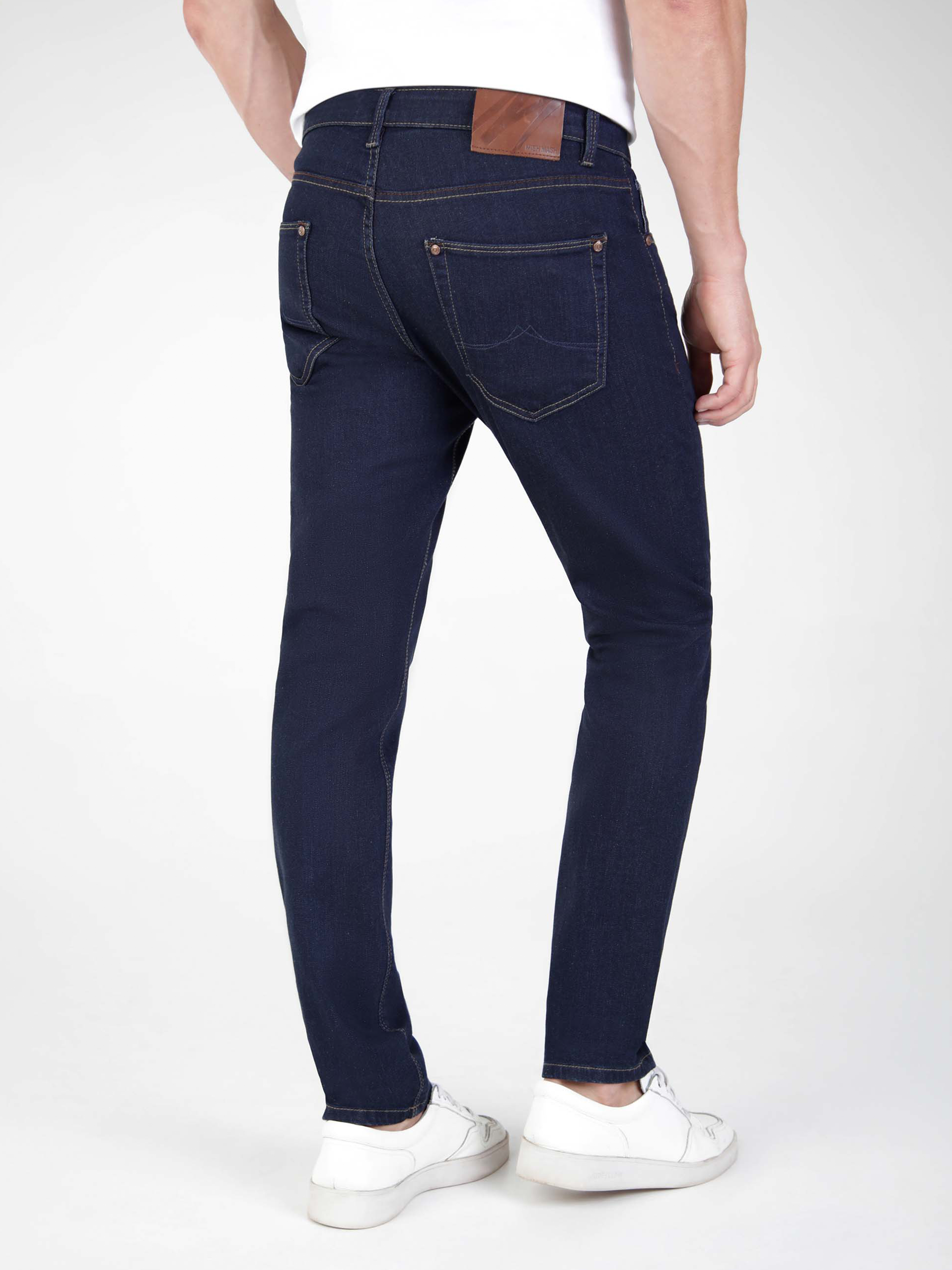 Mish Mash Tapered Fit Mid Stretch Raw Jeans